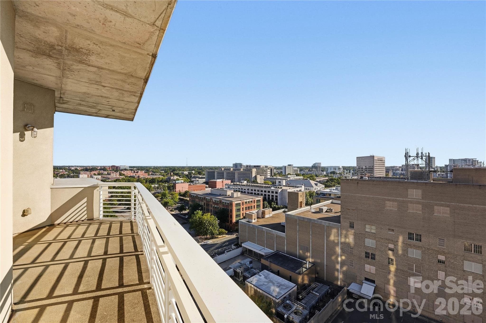 Beautiful sunsets. - 505 E 6th Street, Charlotte