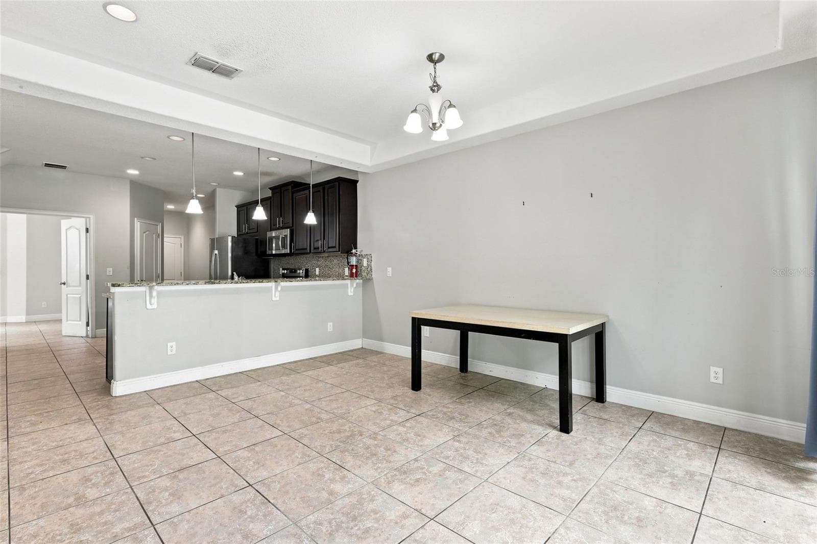 Townhouse at 8139 ROSEVILLE RD, DAVENPORT, photo 13 of 44