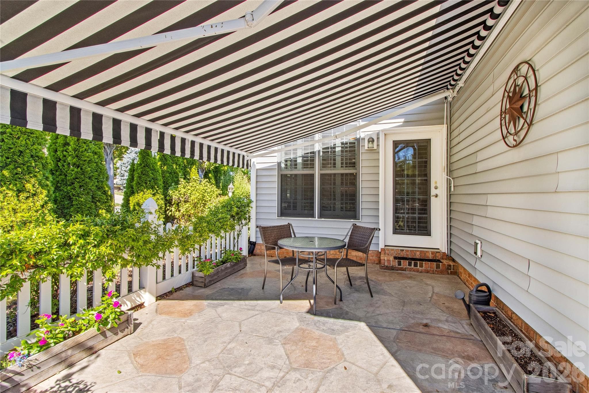 Single Family Residence at 18114 Ebenezer Drive, Cornelius, photo 27 of 39
