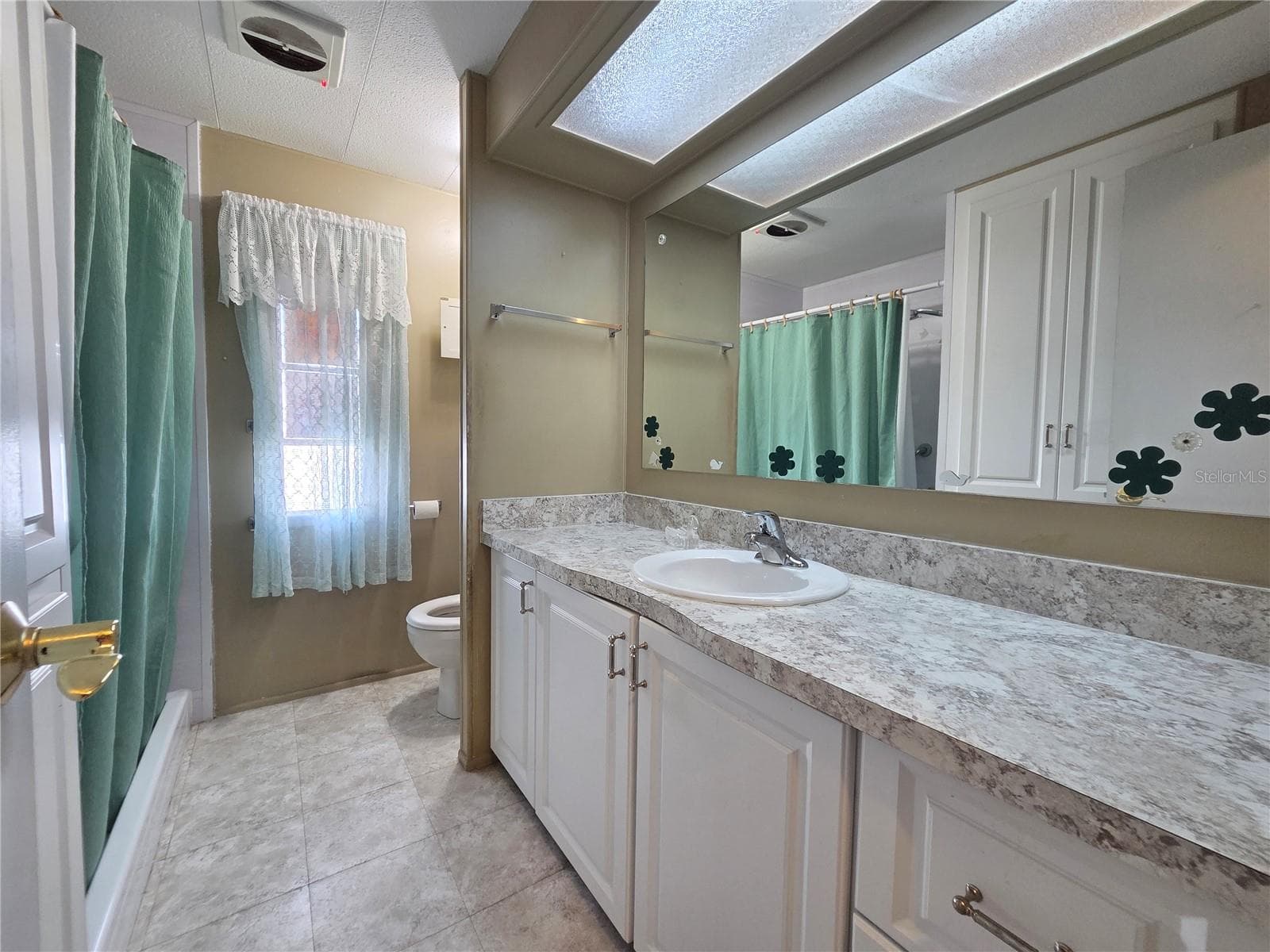 Mobile Home at 3301 PALM HARBOR BLVD #314, PALM HARBOR, photo 17 of 19