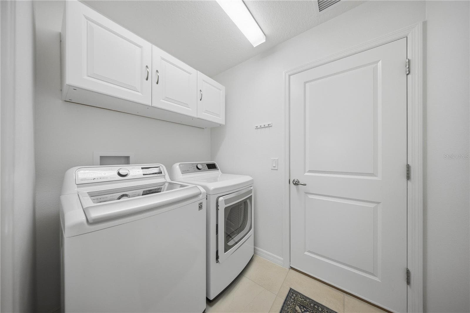 Single Family Residence at 2505 DREW CIR, THE VILLAGES, photo 16 of 44