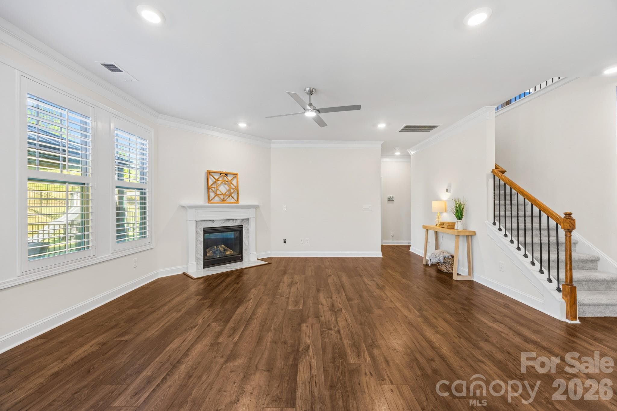 living room - 167 Rhuidean Court, Troutman