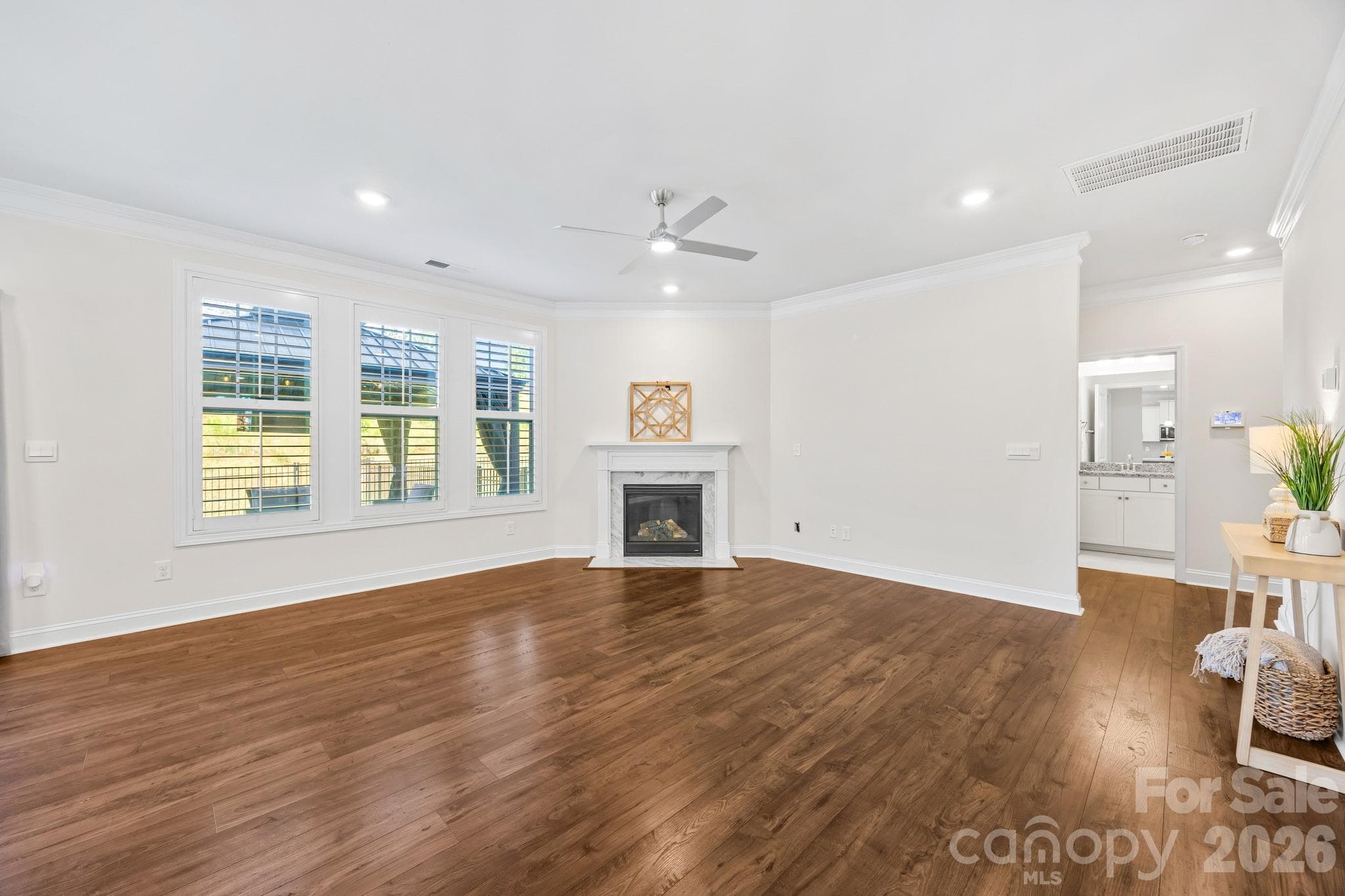 living room - 167 Rhuidean Court, Troutman