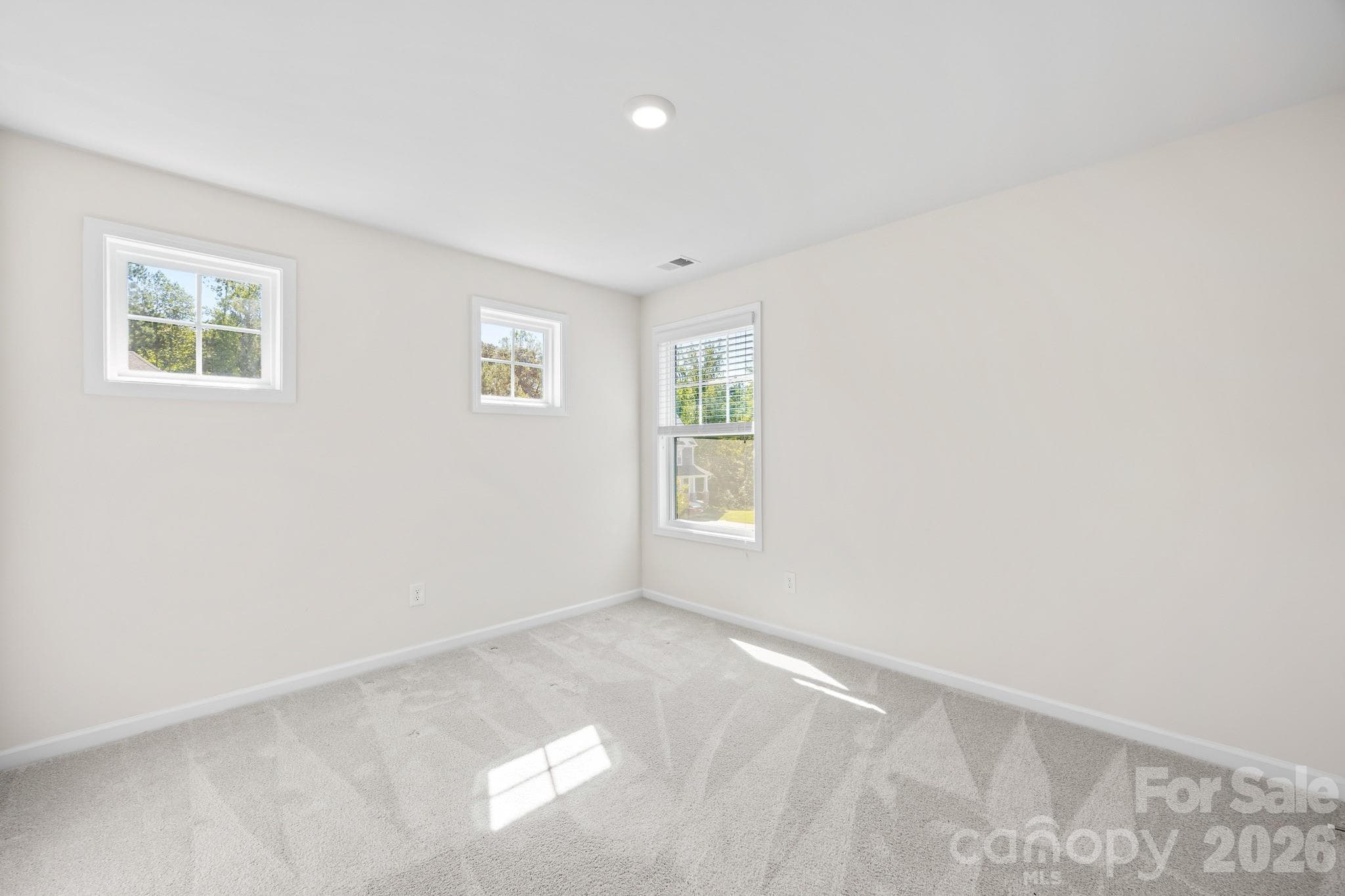 Single Family Residence at 167 Rhuidean Court, Troutman, photo 34 of 46