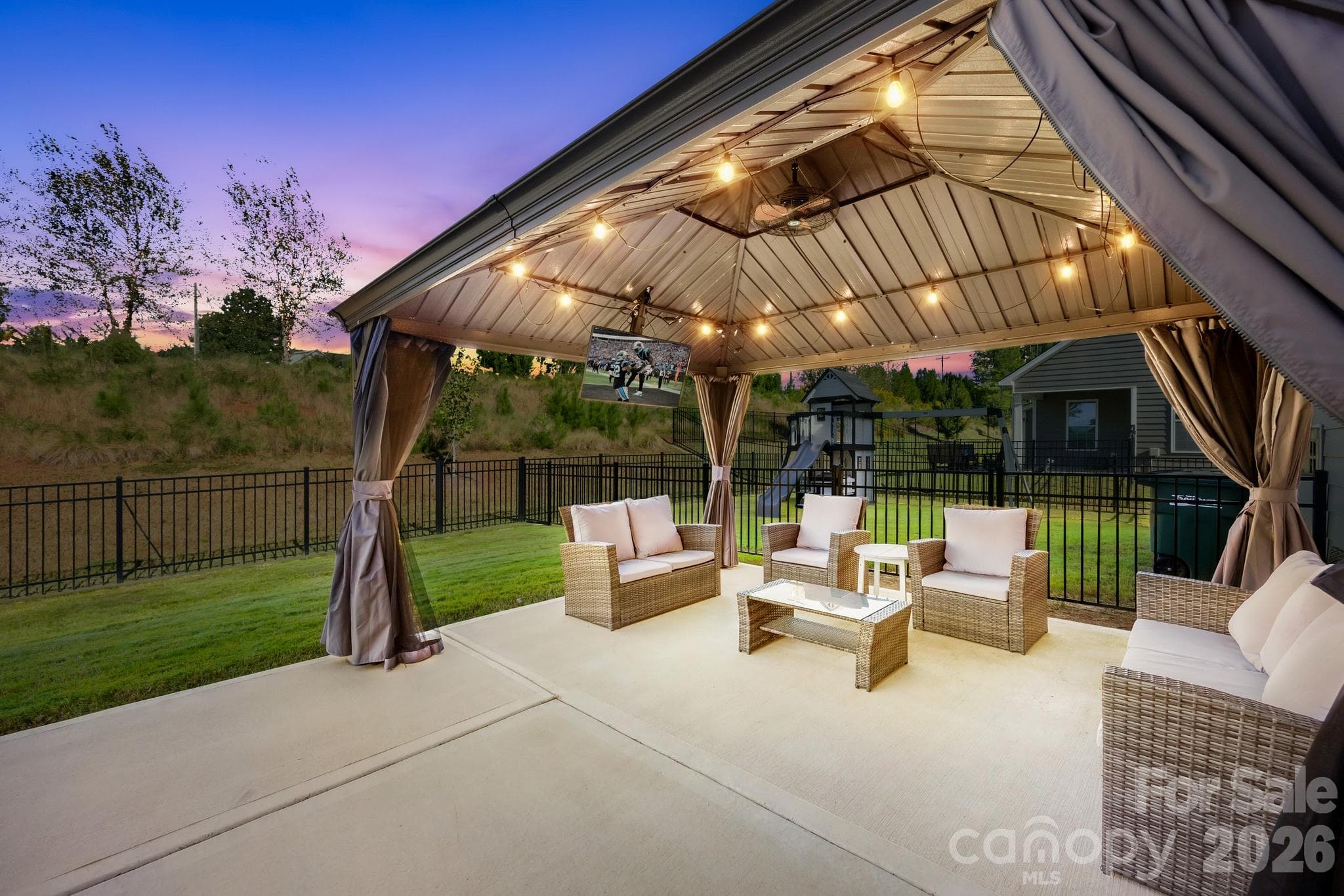 Single Family Residence at 167 Rhuidean Court, Troutman, photo 41 of 46
