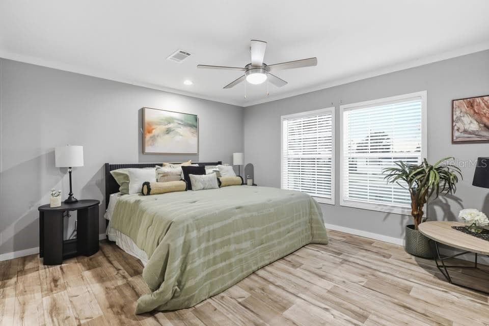Manufactured Home at 1913 WOODCREST DR, ORMOND BEACH, photo 8 of 19
