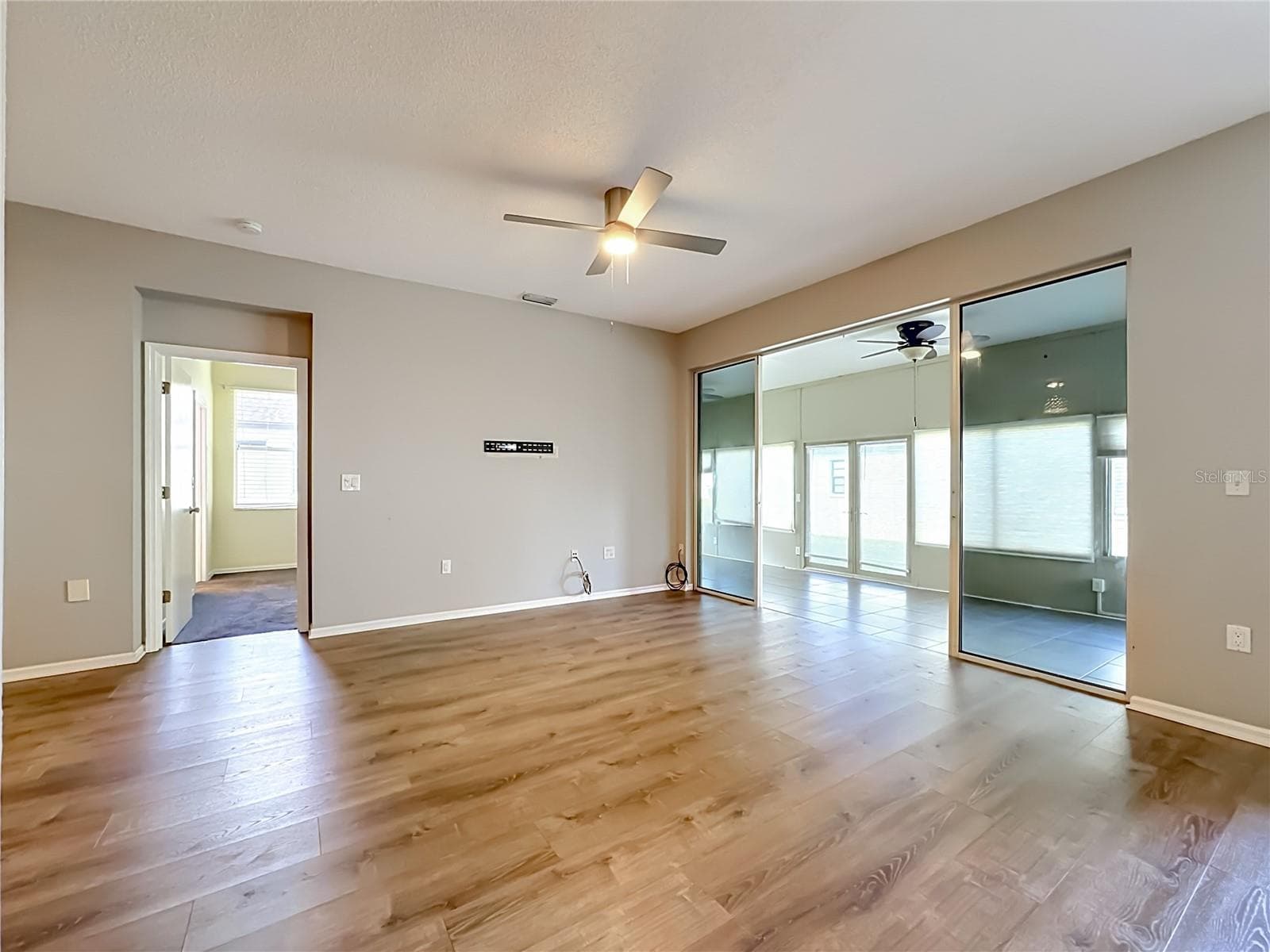 Great room. - 3308 60TH AVE W, BRADENTON