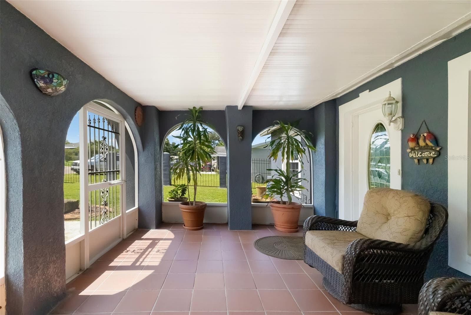 Single Family Residence at 6012 FRANCIS DR, APOLLO BEACH, photo 10 of 57