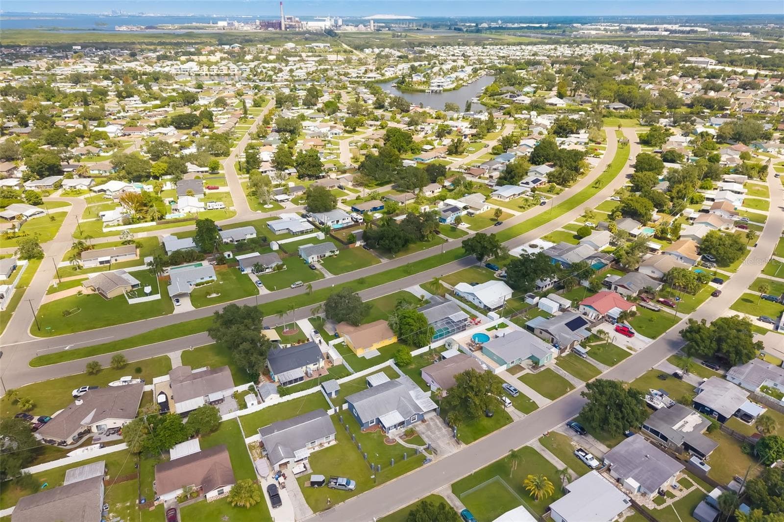 Single Family Residence at 6012 FRANCIS DR, APOLLO BEACH, photo 51 of 57
