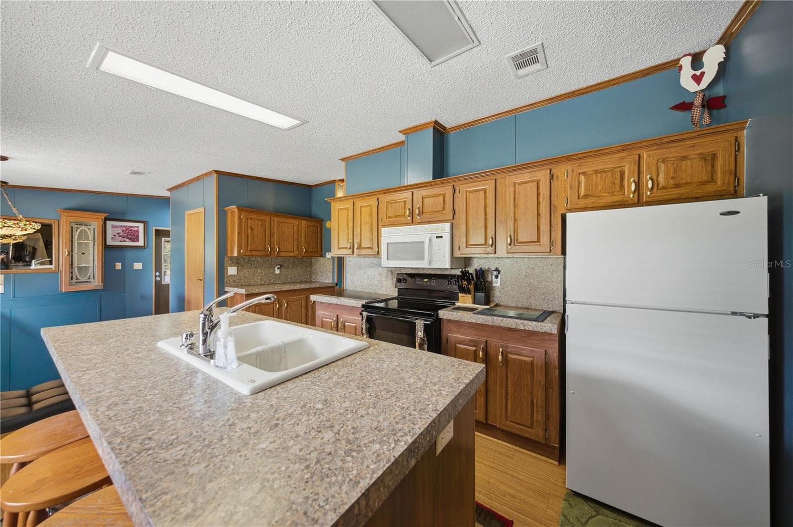 Manufactured Home at 6224 W AMMAN ST, DUNNELLON, photo 37 of 51
