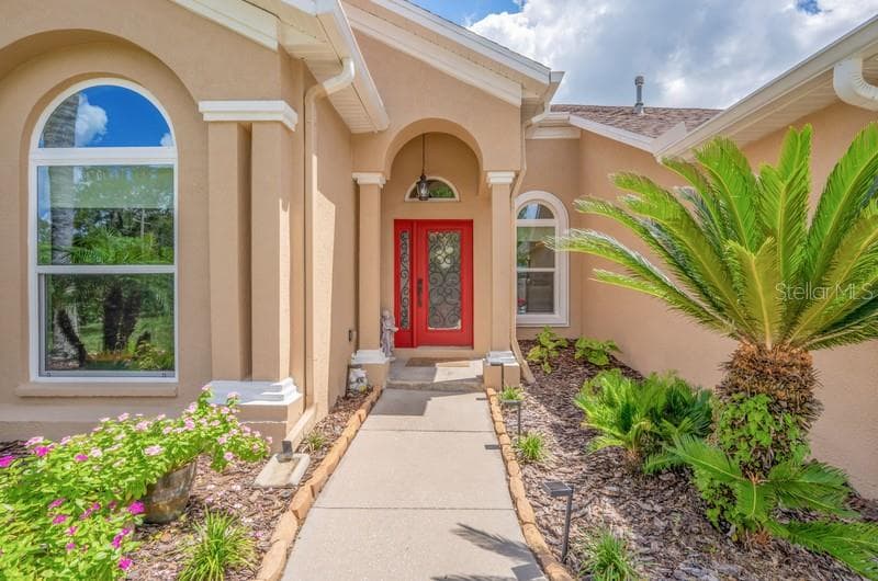 Entry - 1001 SPLIT SILK ST, VALRICO