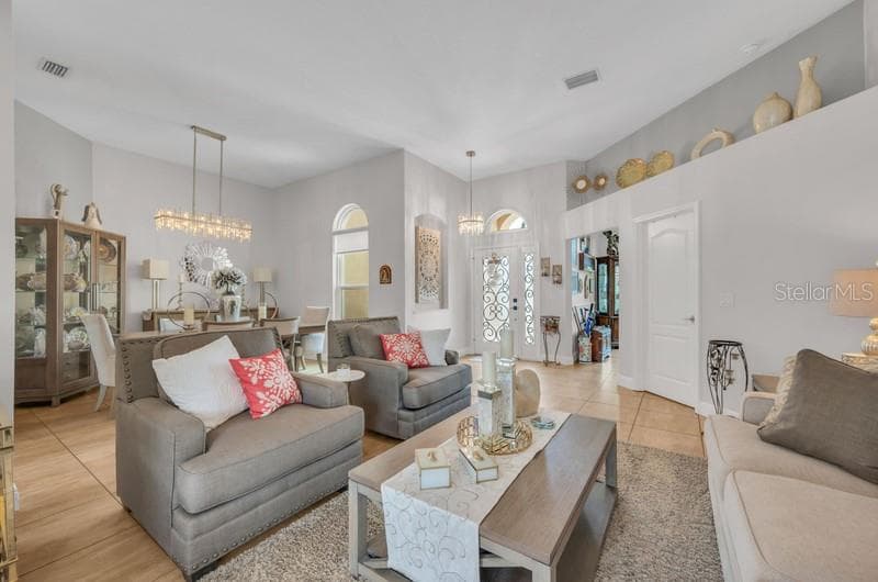 Formal Living Room - 1001 SPLIT SILK ST, VALRICO