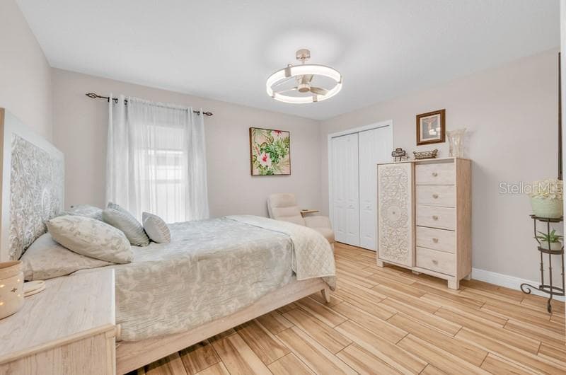 Bedroom 2 - 1001 SPLIT SILK ST, VALRICO