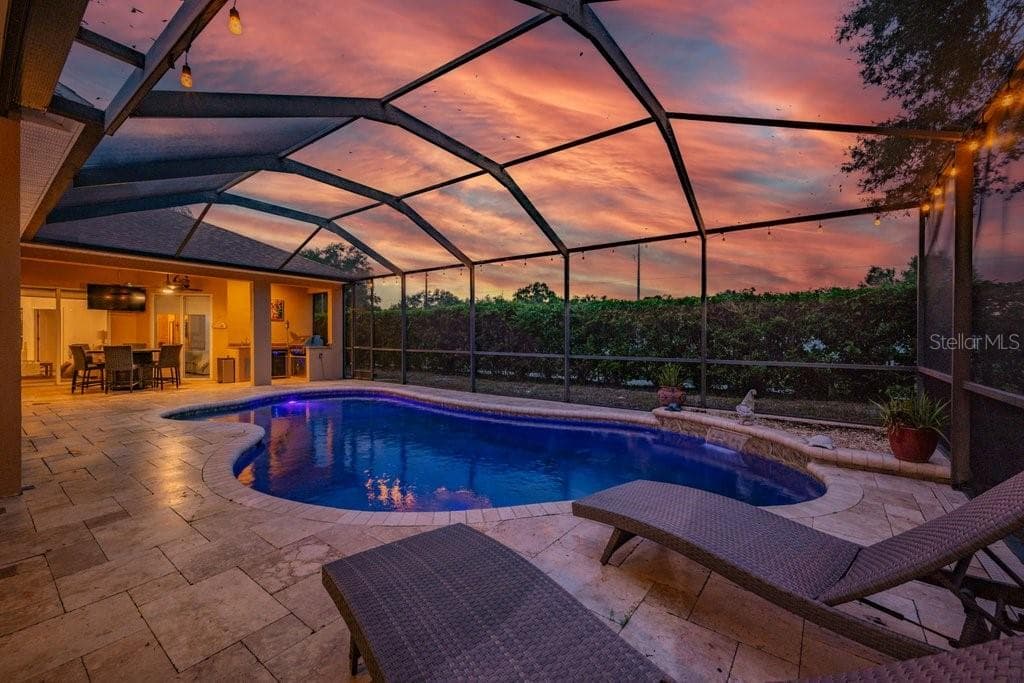 Single Family Residence at 1001 SPLIT SILK ST, VALRICO, photo 49 of 54