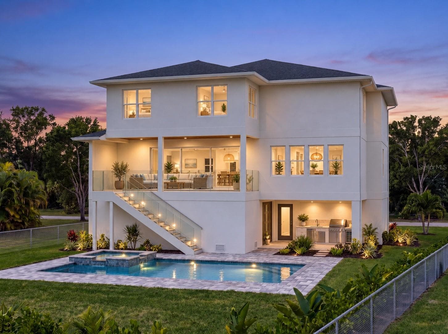Single Family Residence at 335 N WASHINGTON DR, SARASOTA, photo 9 of 10