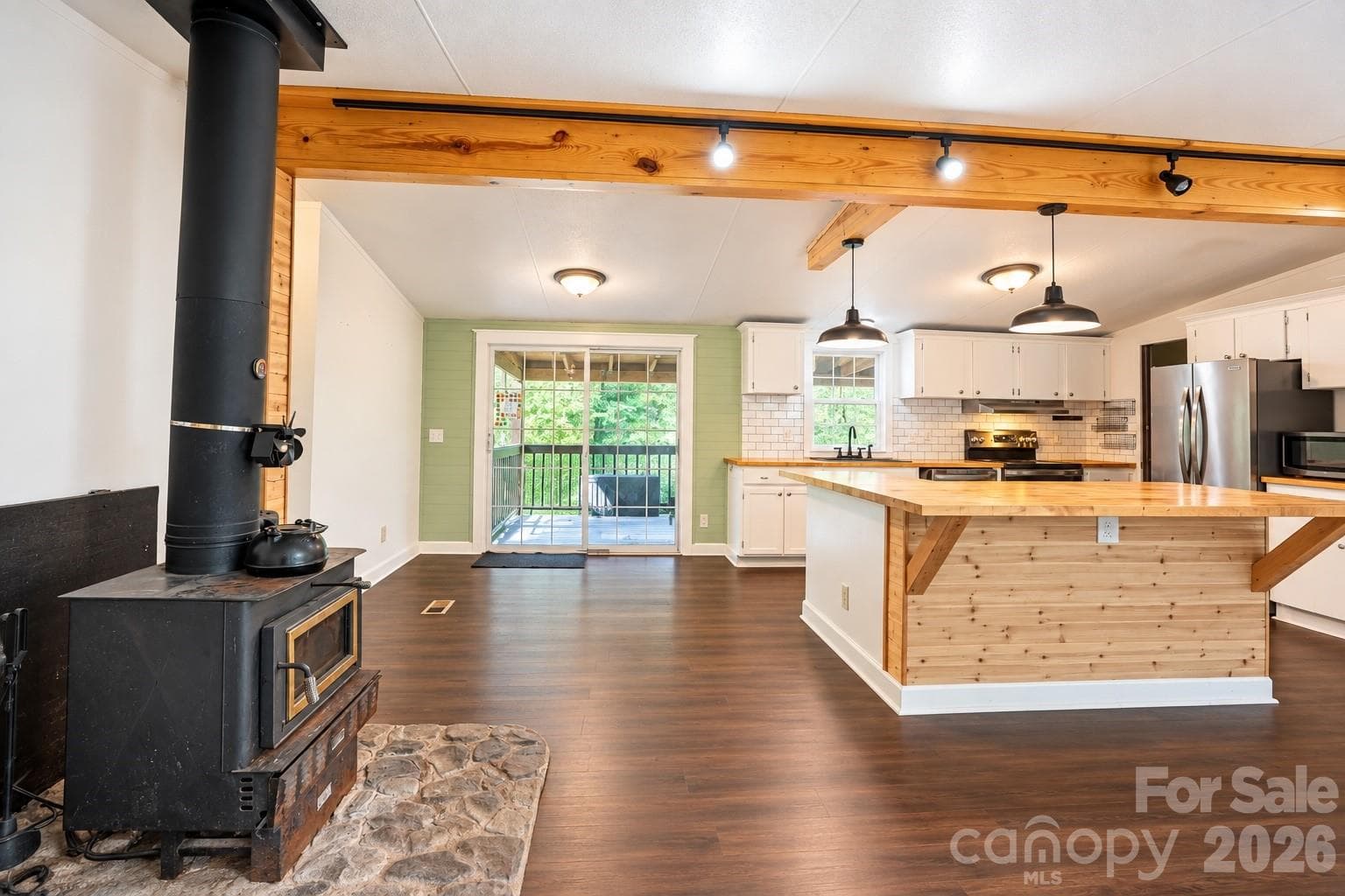 Single Family Residence at 91 Walnut Drive, Leicester, photo 3 of 19