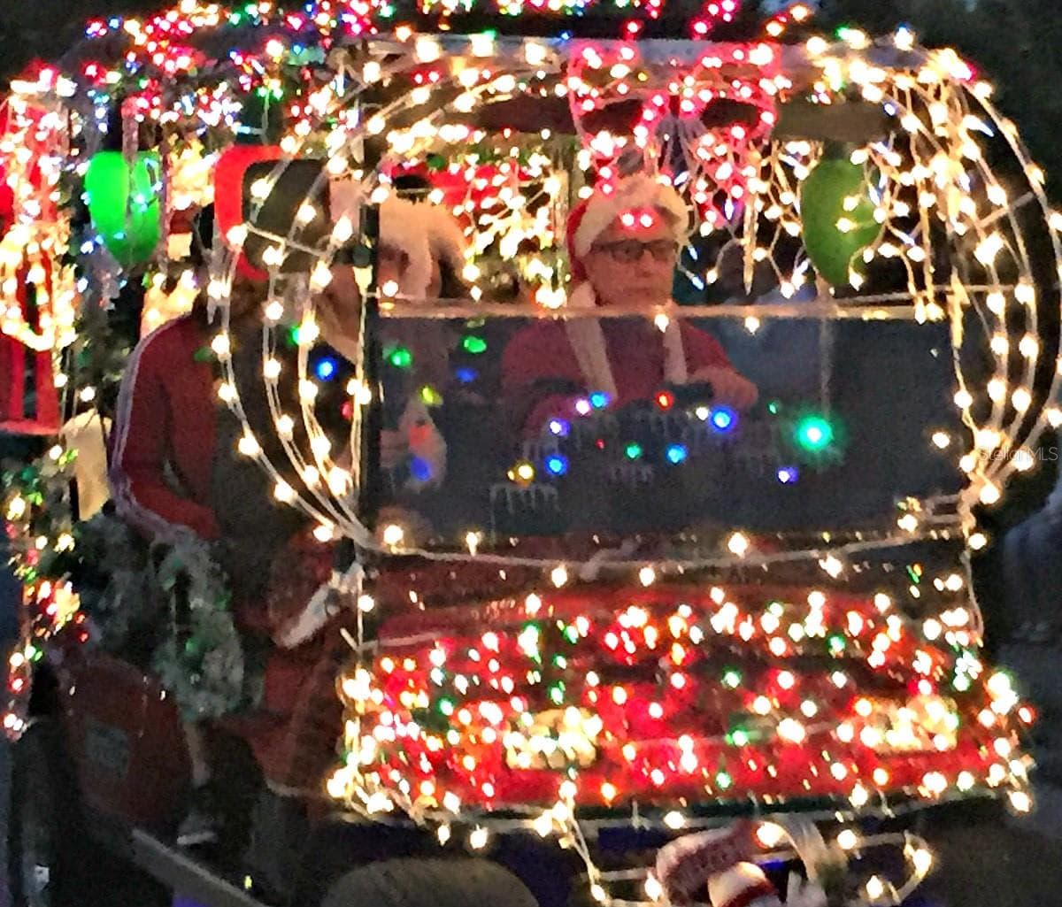 One of Ozona’s favorite traditions: the annual HOLIDAY GOLF CART PARADE, when neighbors deck out their carts and light up the community. - 201 SOUTH ST, PALM HARBOR
