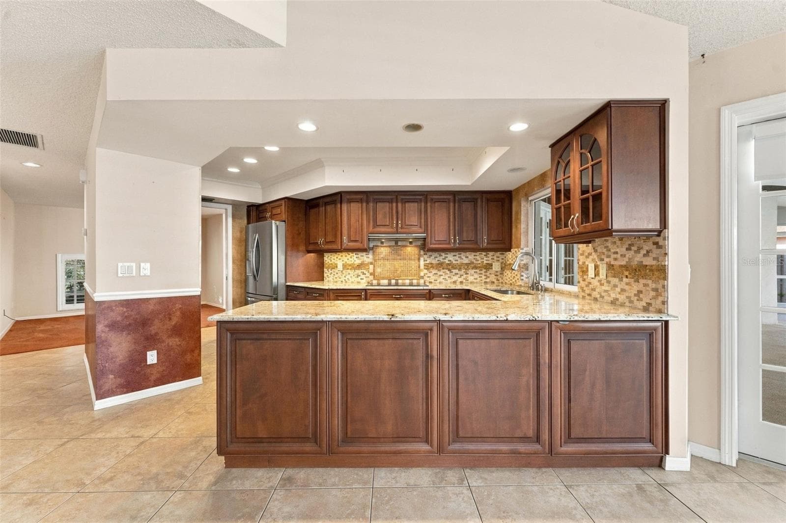 Single Family Residence at 16508 BLENHEIM DR, LUTZ, photo 7 of 53