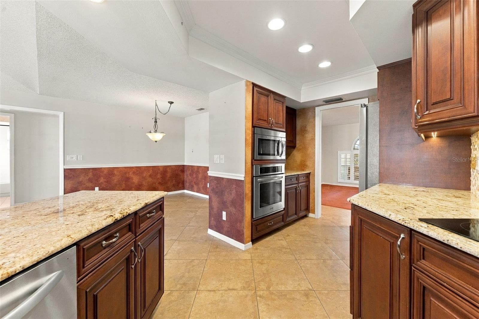 Single Family Residence at 16508 BLENHEIM DR, LUTZ, photo 8 of 53