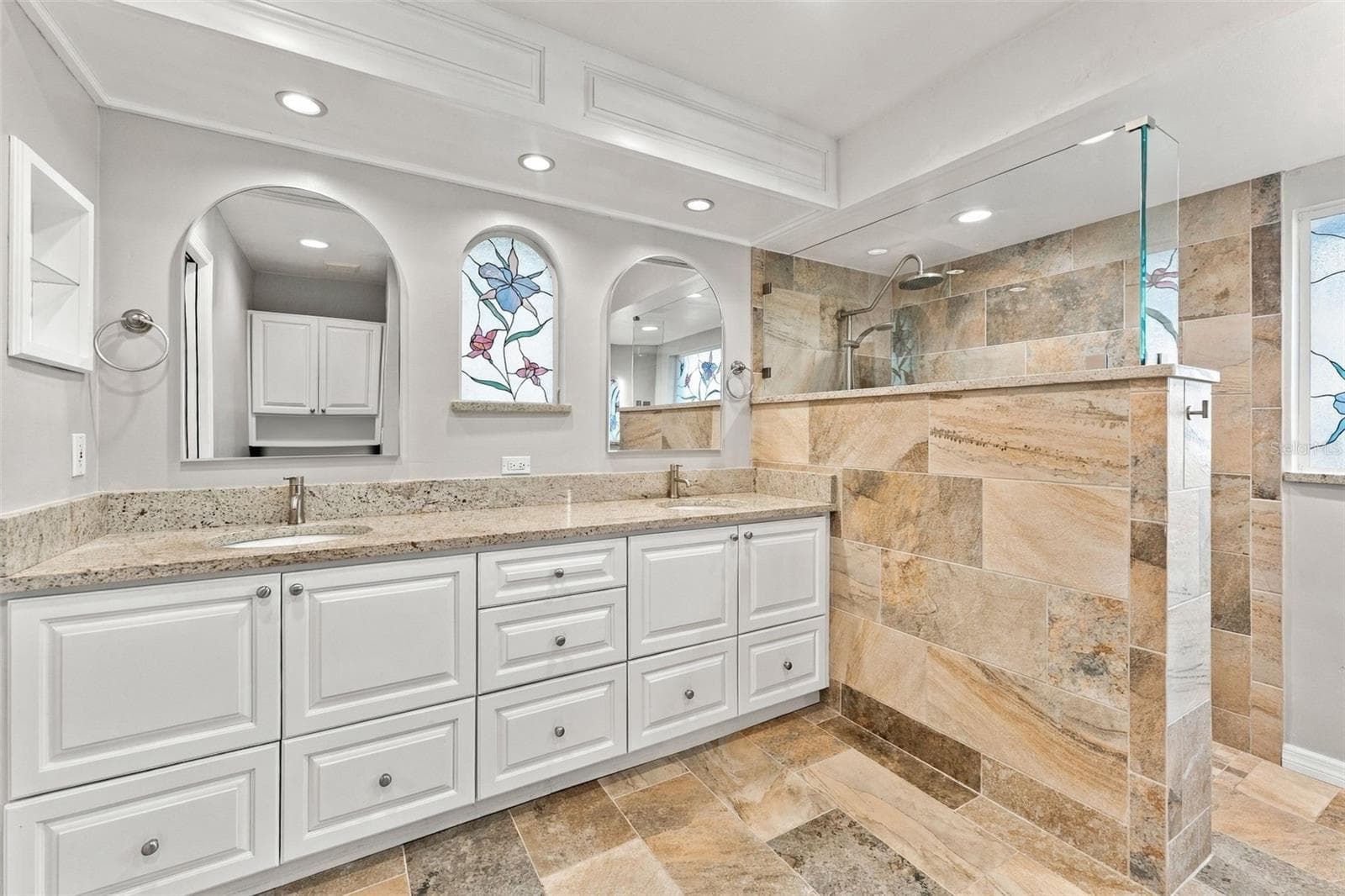 Single Family Residence at 16508 BLENHEIM DR, LUTZ, photo 21 of 53
