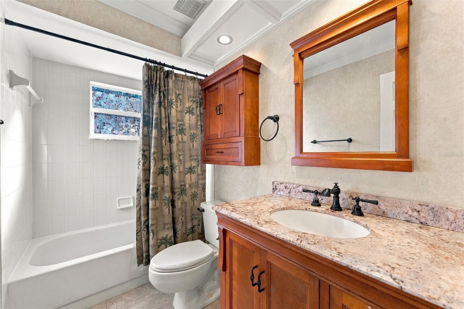 bathroom 2 - 16508 BLENHEIM DR, LUTZ