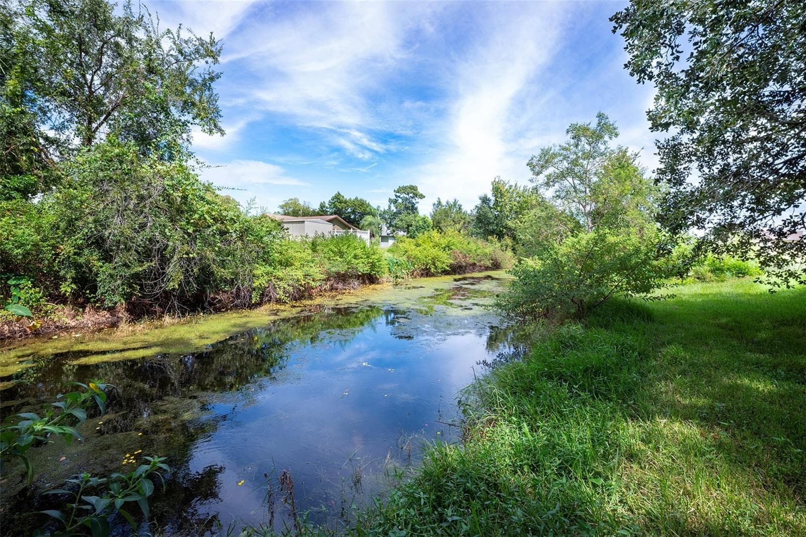 Canal behind the home - 83 FARRAGUT DR, PALM COAST