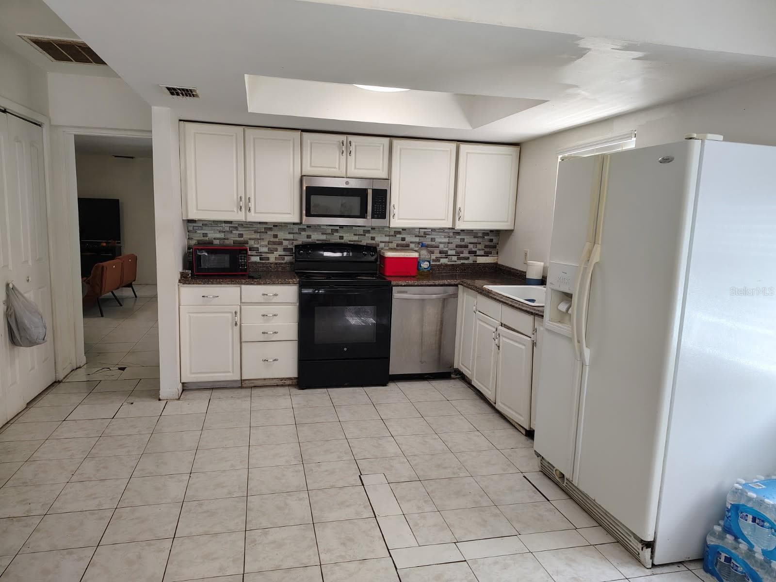 Quadruplex at 1208 S TAYLOR RD, SEFFNER, photo 51 of 78