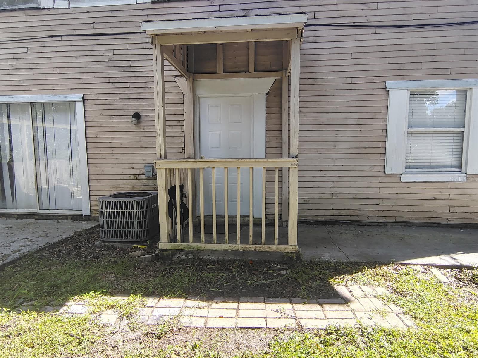 Quadruplex at 1208 S TAYLOR RD, SEFFNER, photo 73 of 78