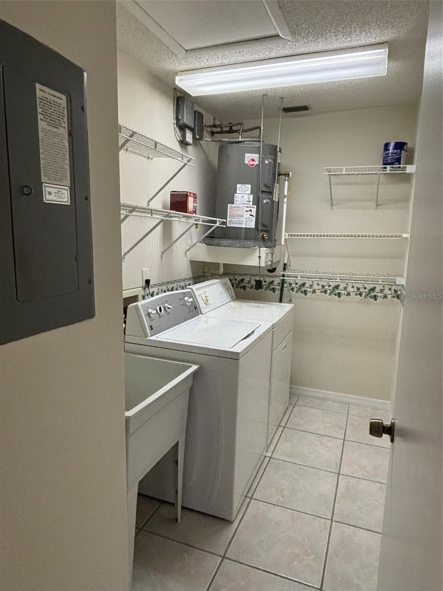 Villa at 1059 DUNROBIN DR #B, PALM HARBOR, photo 14 of 29