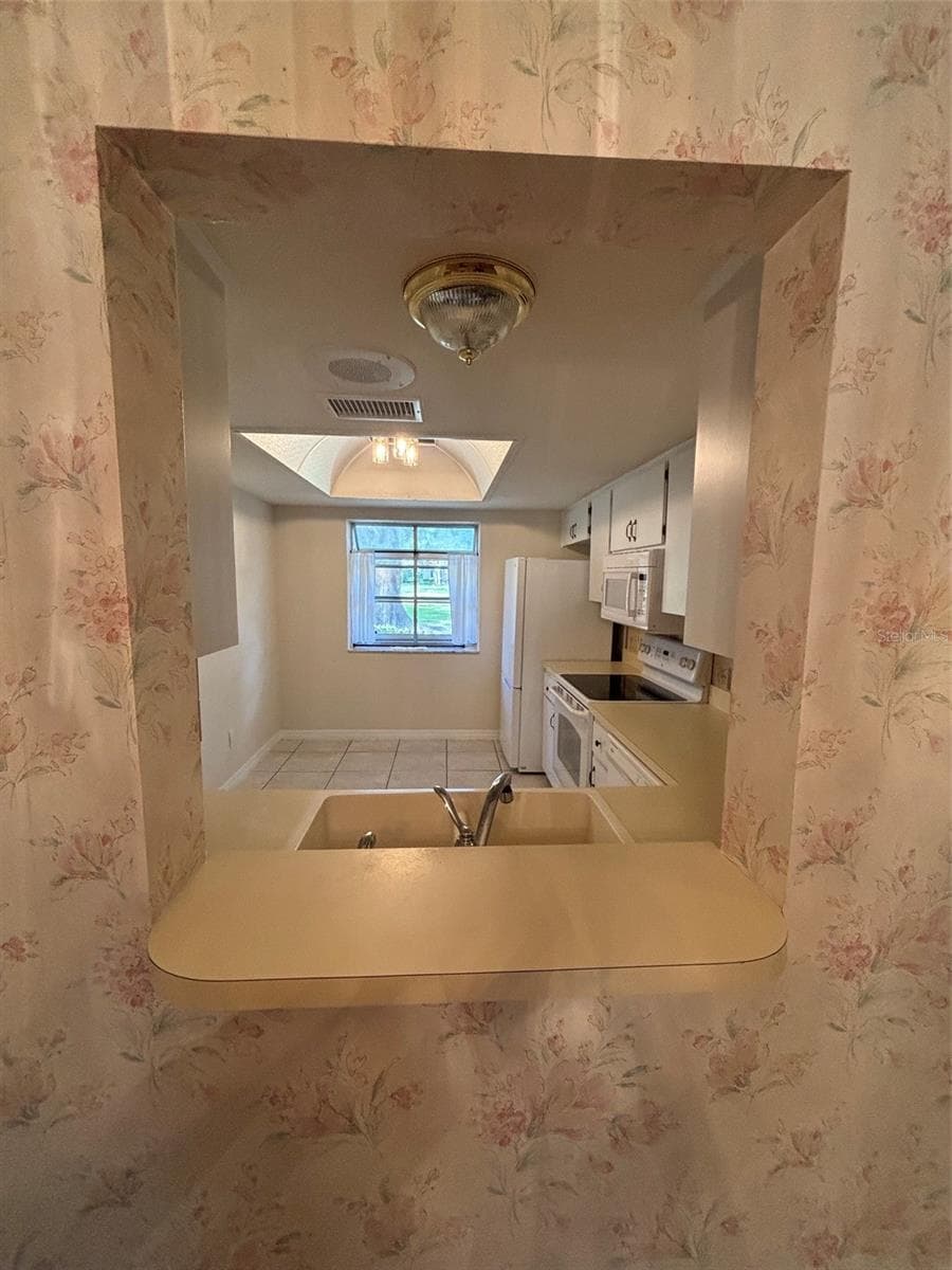 Villa at 1059 DUNROBIN DR #B, PALM HARBOR, photo 17 of 29