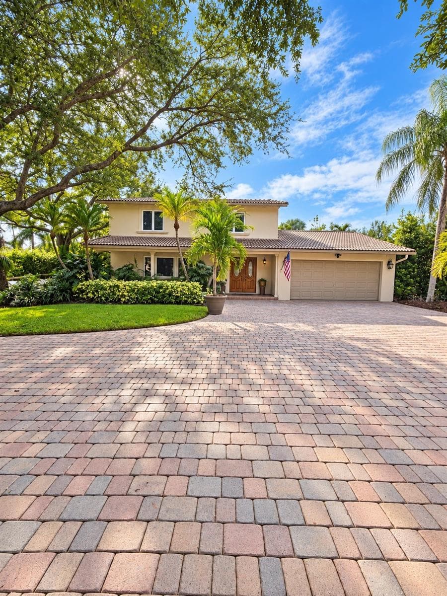 Front of house - 3800 SW 137TH AVE, MIRAMAR