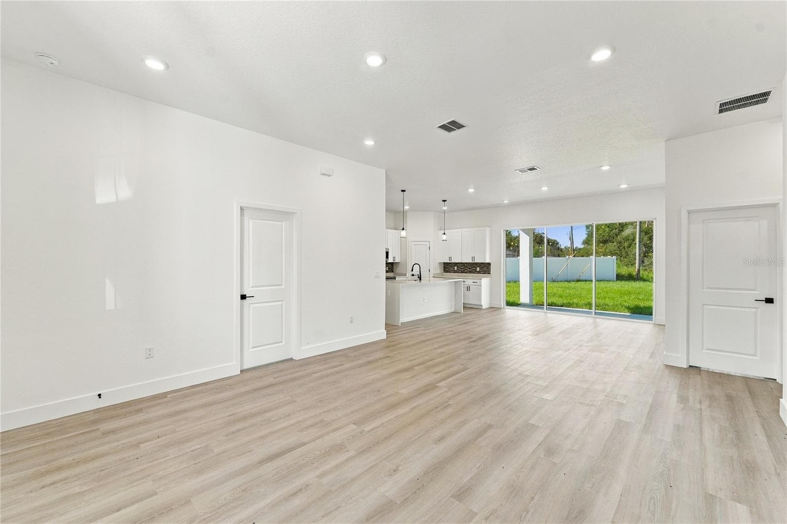 Single Family Residence at 2378 SW 156TH LOOP, OCALA, photo 9 of 43