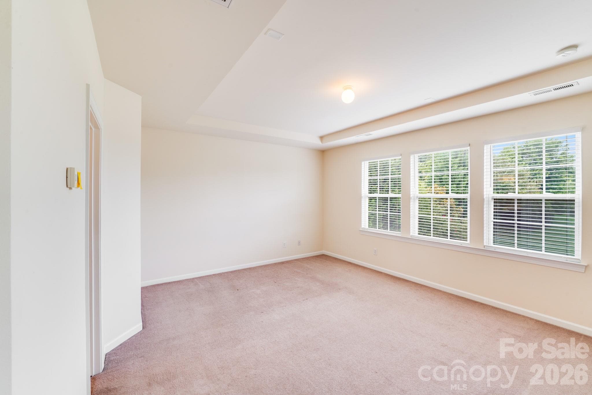 Single Family Residence at 6227 Castlecove Road, Charlotte, photo 12 of 27