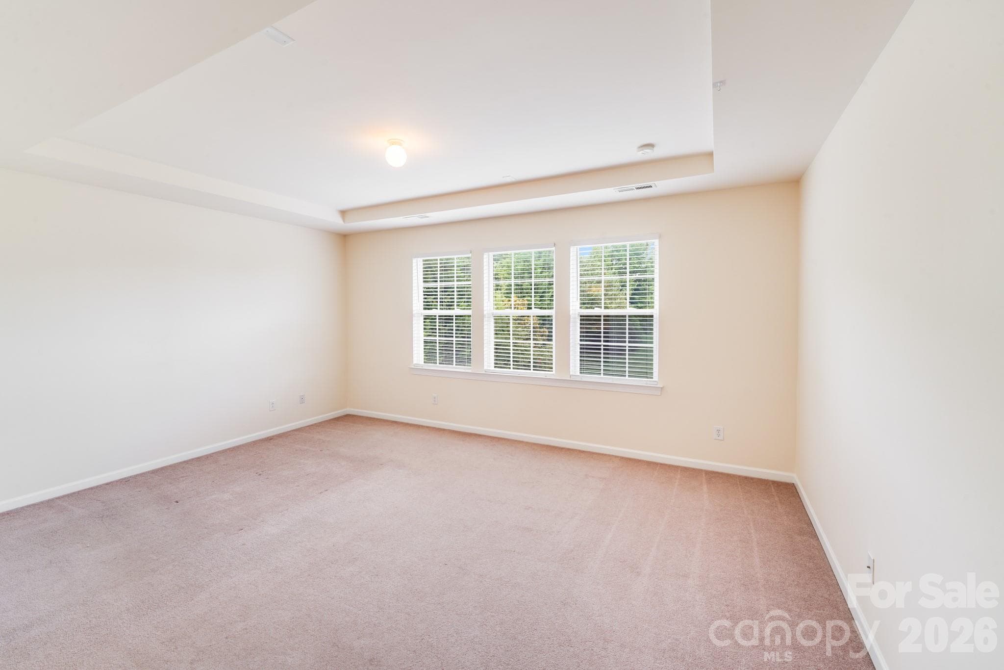 Single Family Residence at 6227 Castlecove Road, Charlotte, photo 15 of 27