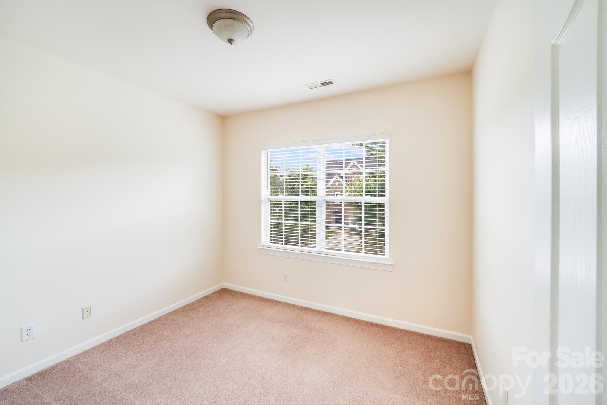 Single Family Residence at 6227 Castlecove Road, Charlotte, photo 20 of 27