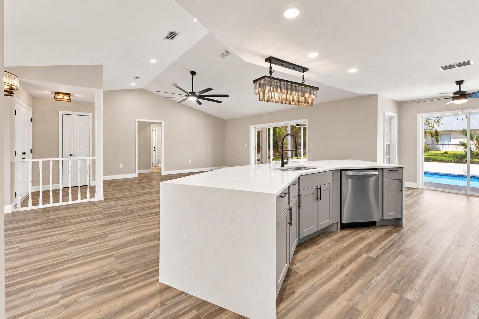 Kitchen - SPRING HILL, SPRING HILL