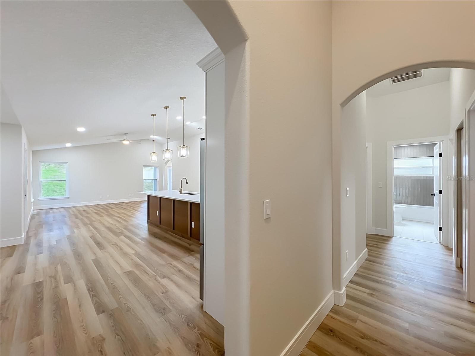 Single Family Residence at 12625 DOUGLAS FIR CT, CLERMONT, photo 12 of 44