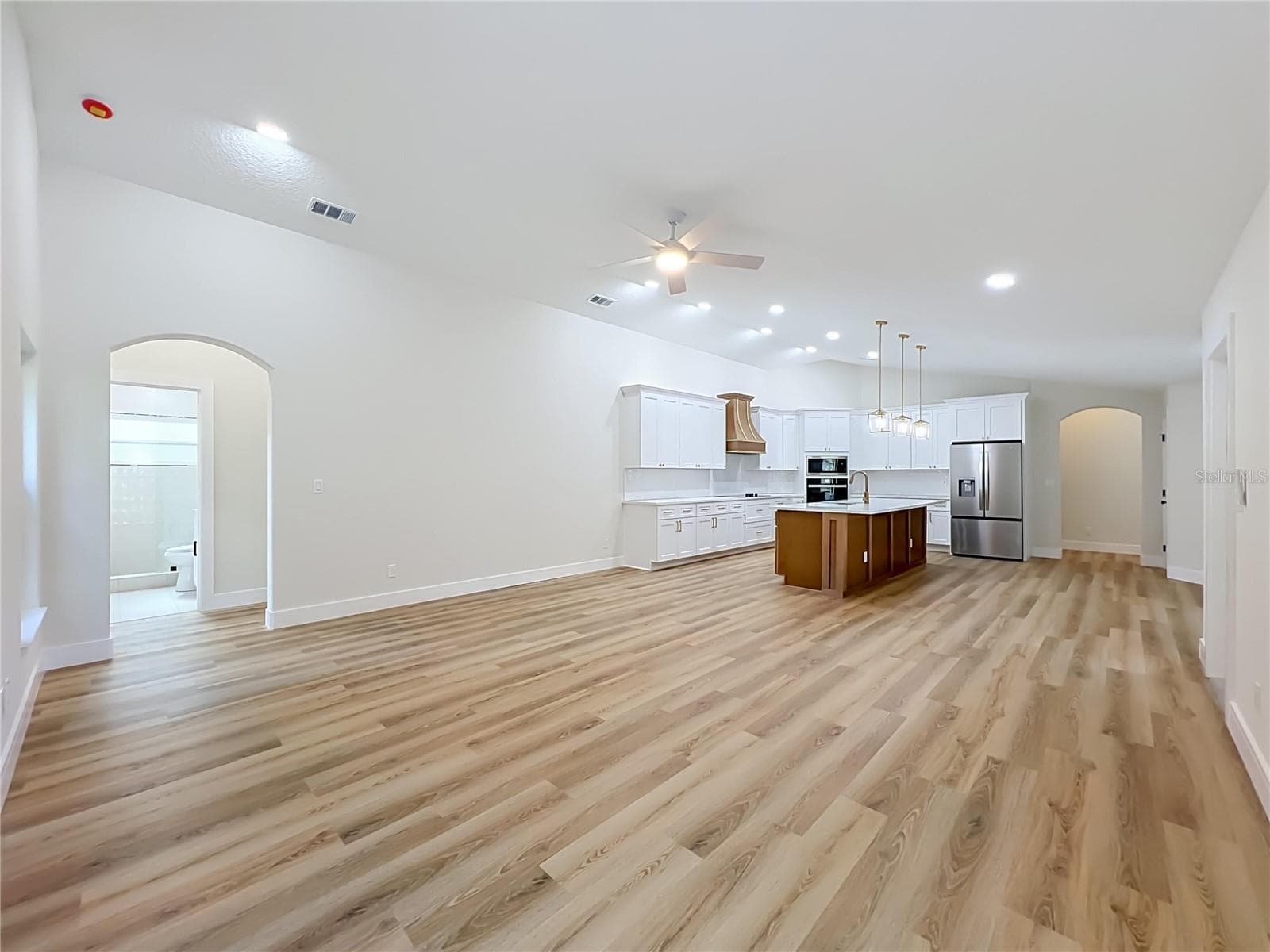 Single Family Residence at 12625 DOUGLAS FIR CT, CLERMONT, photo 20 of 44