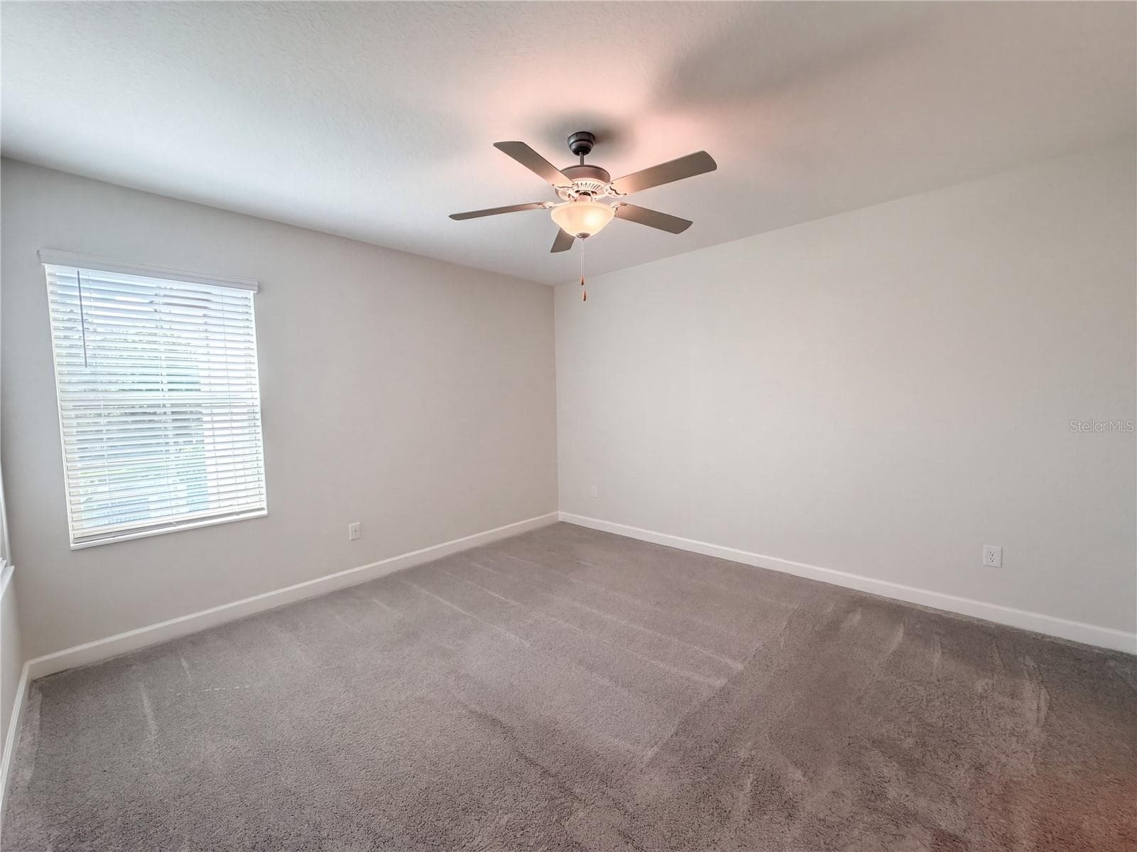 Single Family Residence at 5319 STOIC VALE DR, WIMAUMA, photo 10 of 19