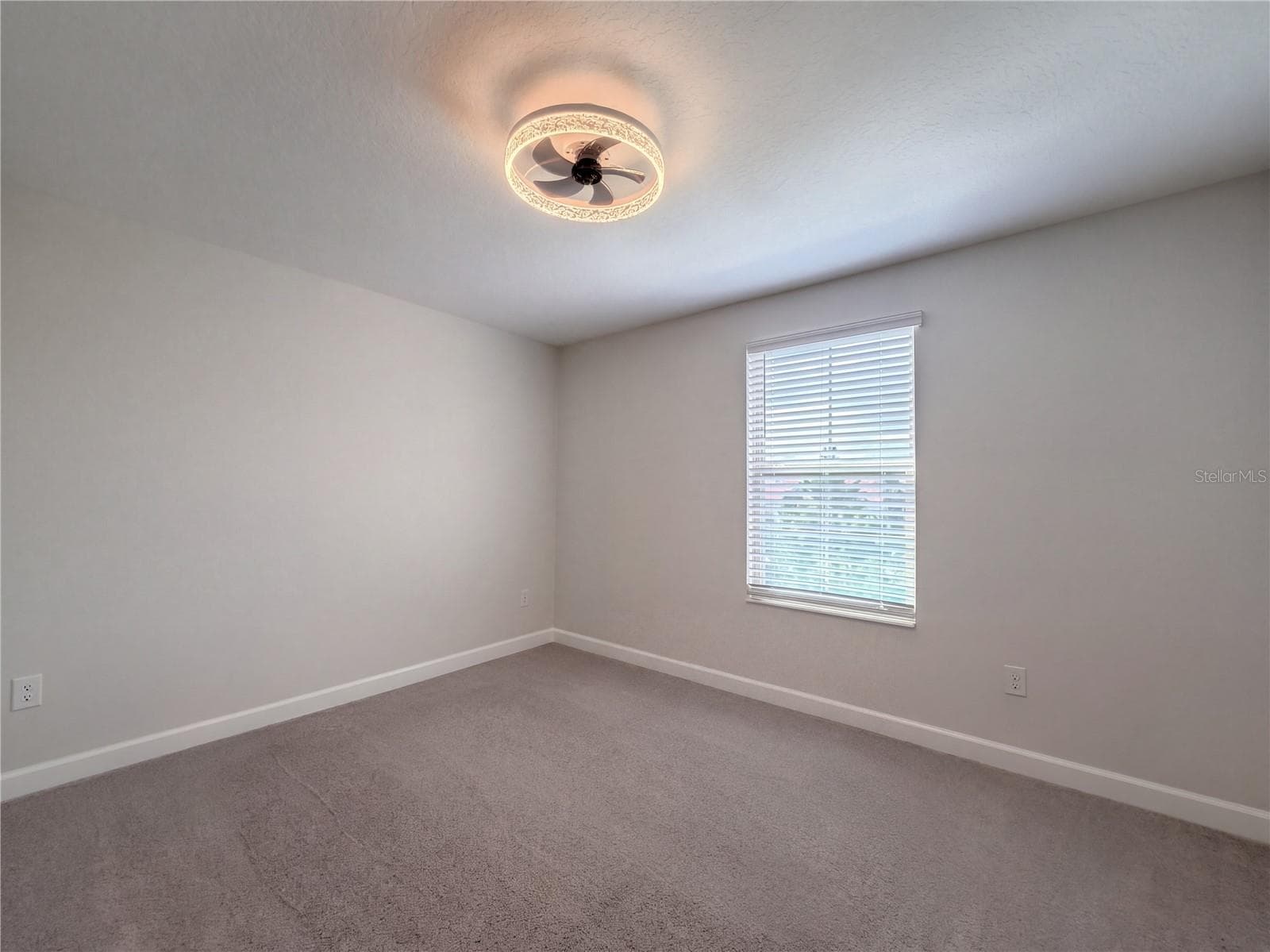Single Family Residence at 5319 STOIC VALE DR, WIMAUMA, photo 13 of 19