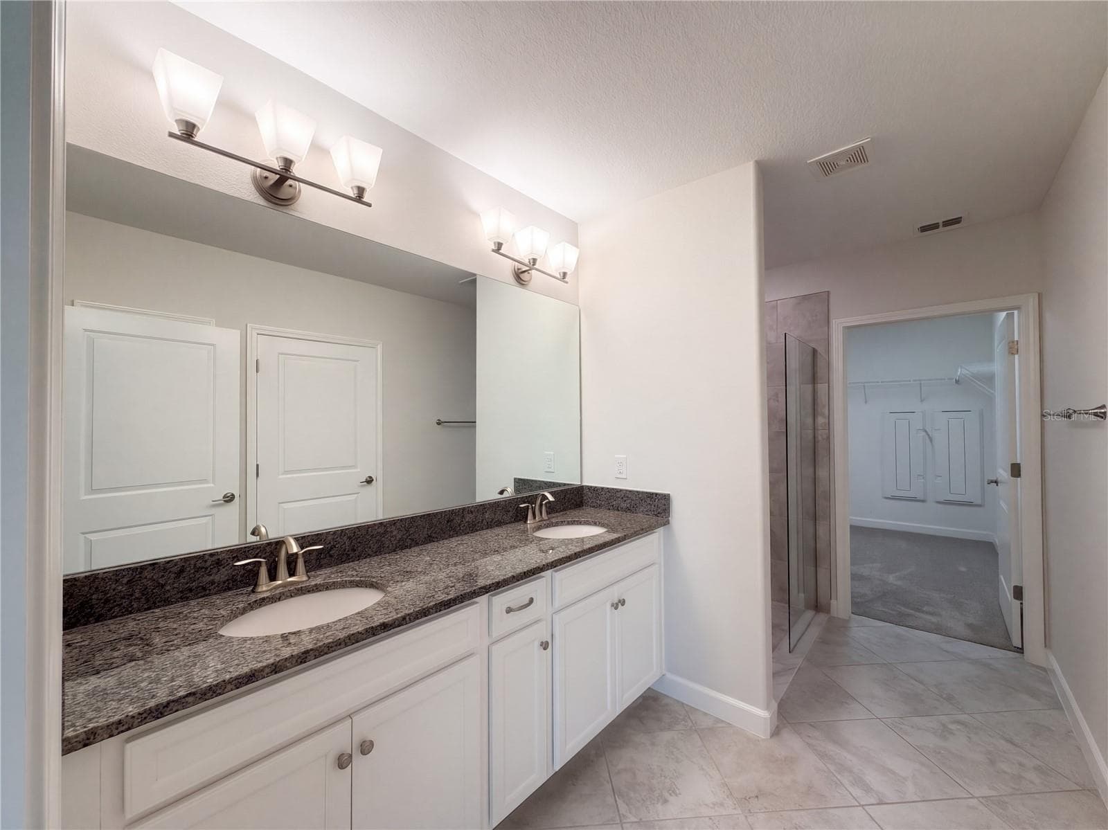 Single Family Residence at 5319 STOIC VALE DR, WIMAUMA, photo 14 of 19
