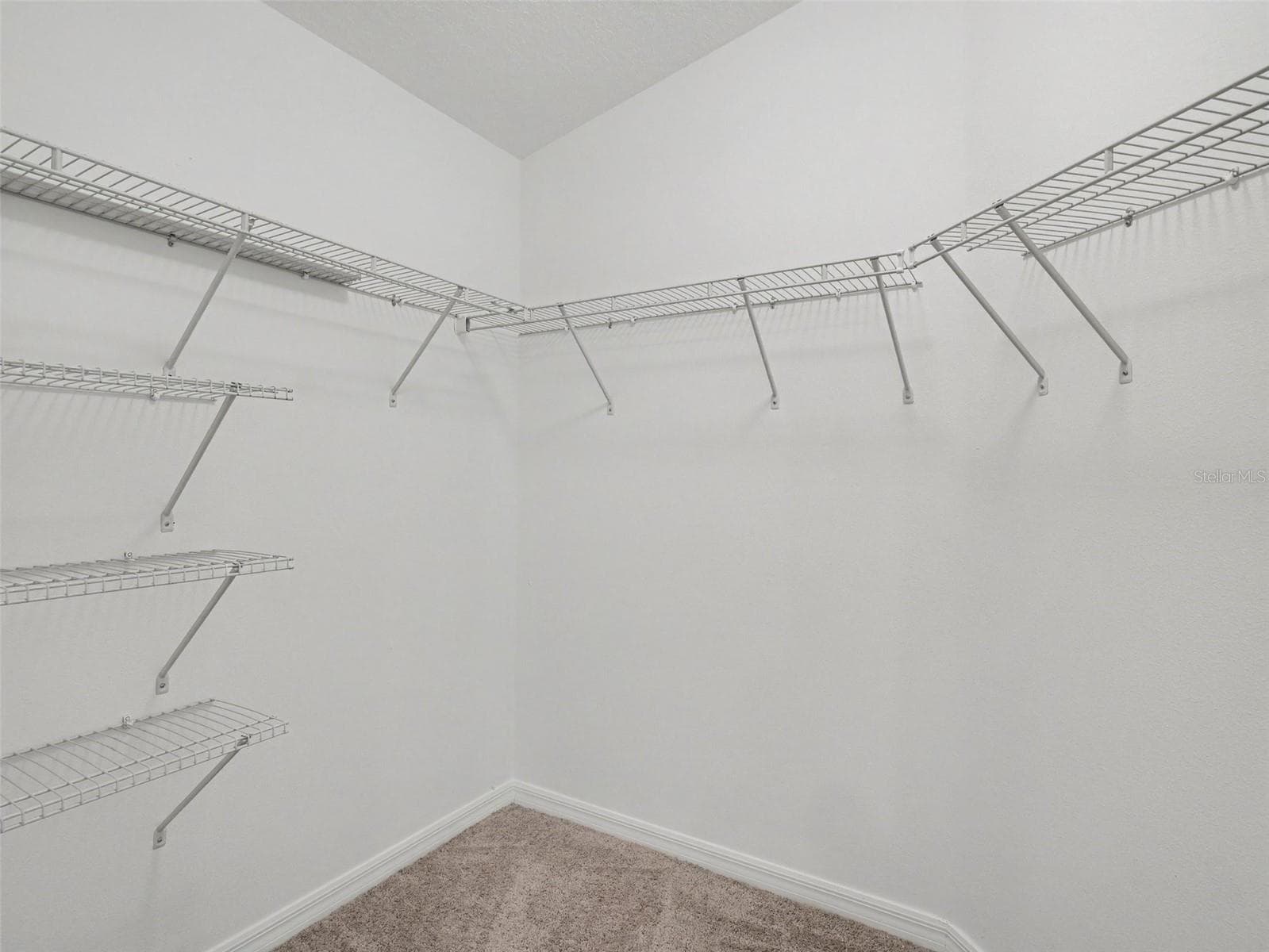 Single Family Residence at 10614 SUMMER AZURE DR, RIVERVIEW, photo 14 of 25