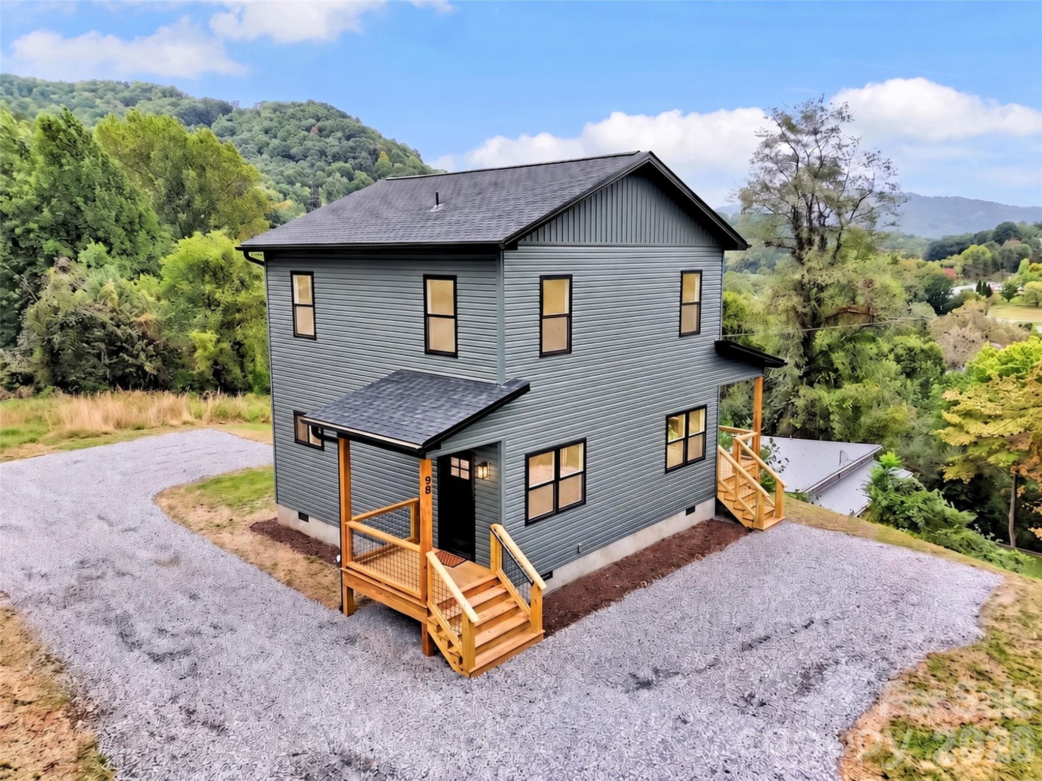 98 Mcelroy Street