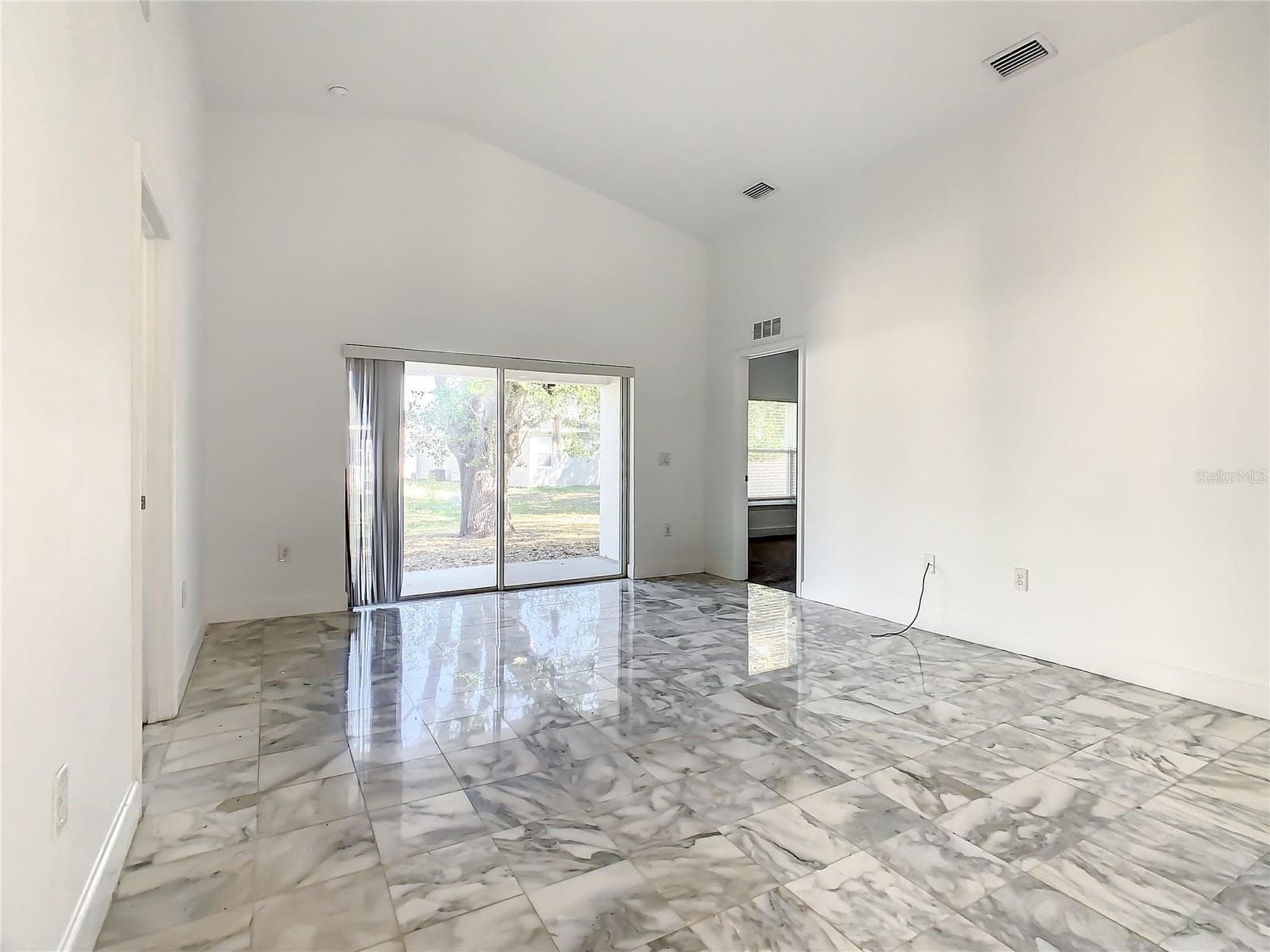 Single Family Residence at 438 JAY CT, POINCIANA, photo 11 of 47