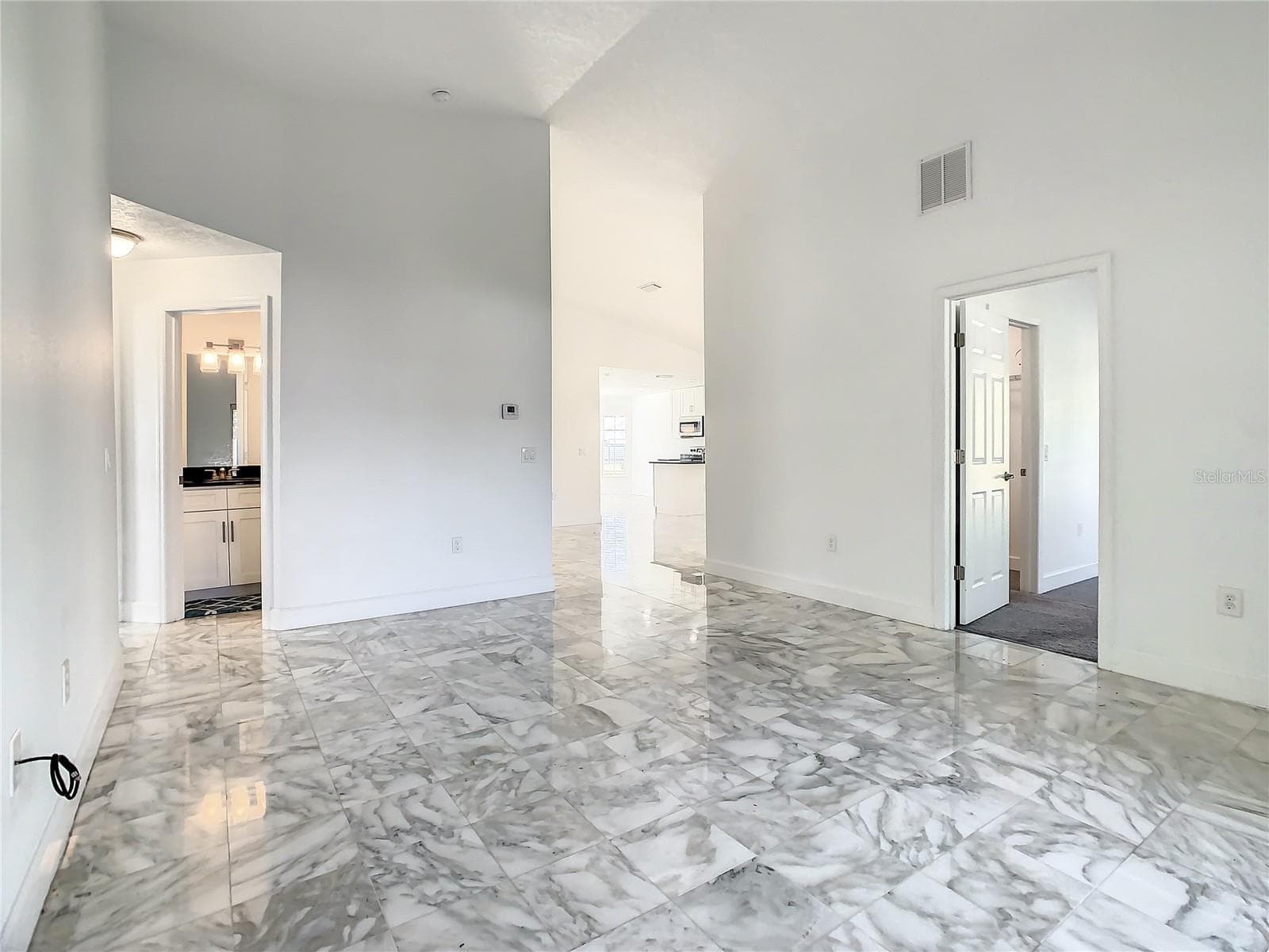 Single Family Residence at 438 JAY CT, POINCIANA, photo 25 of 47