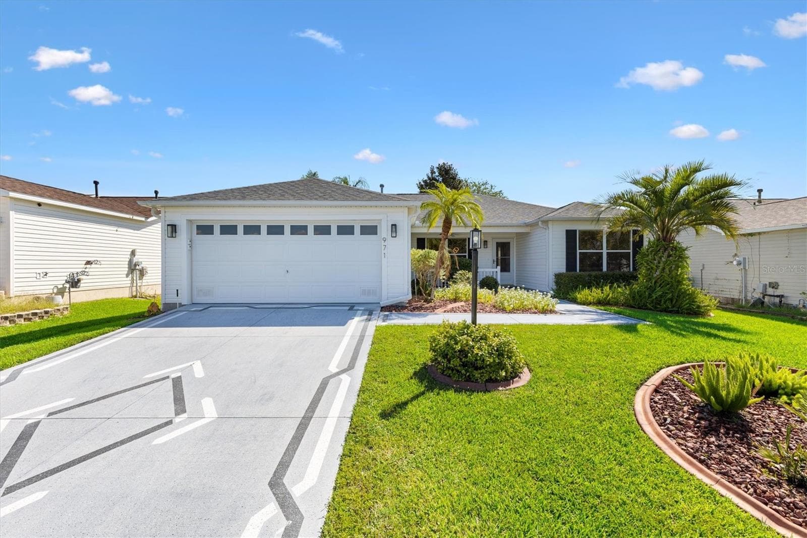 Single Family Residence at 971 KINGMONT TER, THE VILLAGES, photo 6 of 37
