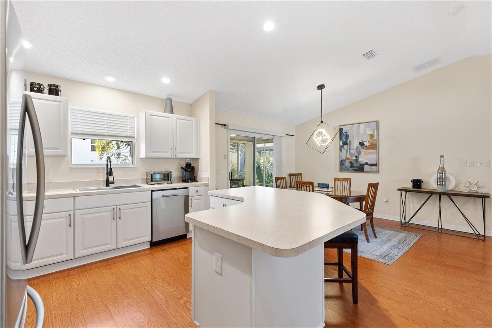 Single Family Residence at 971 KINGMONT TER, THE VILLAGES, photo 13 of 37