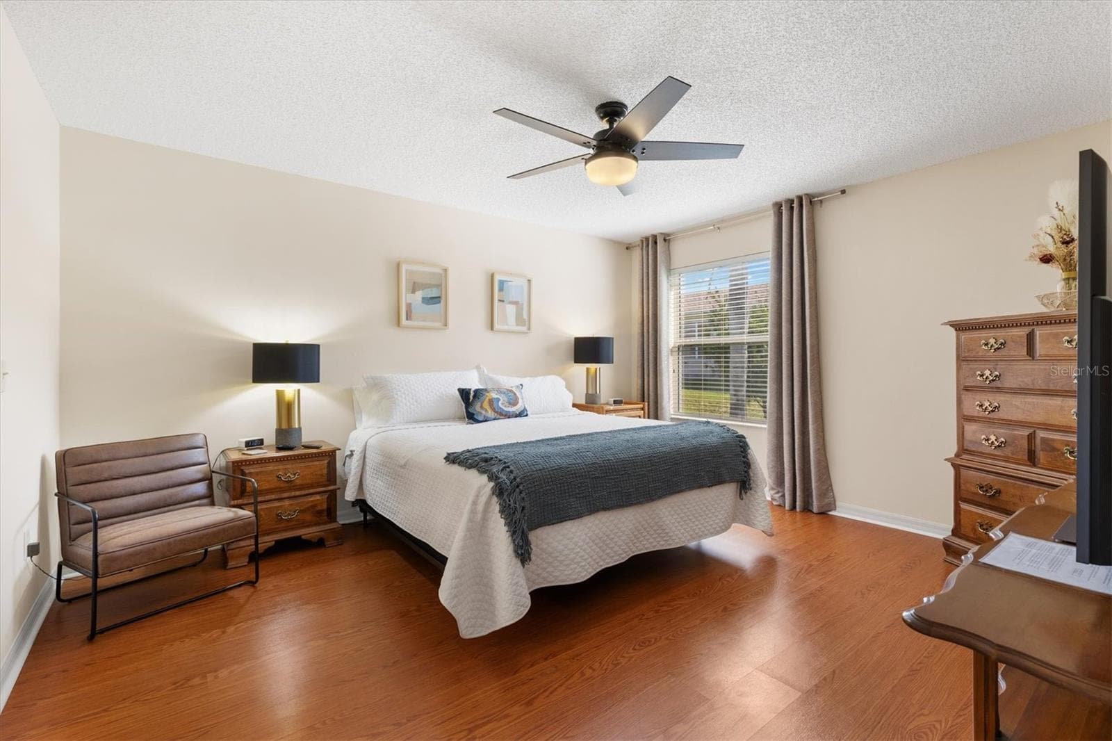 Single Family Residence at 971 KINGMONT TER, THE VILLAGES, photo 16 of 37