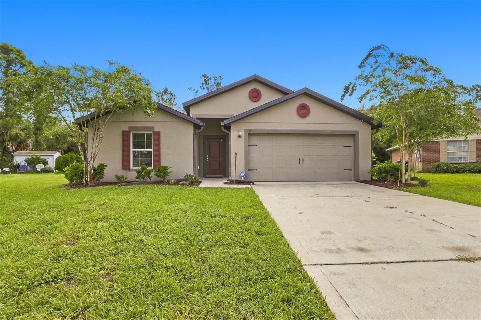 71 ROYAL OAK DR