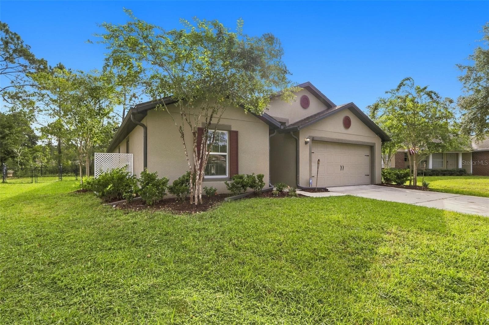 Single Family Residence at 71 ROYAL OAK DR, PALM COAST, photo 2 of 20